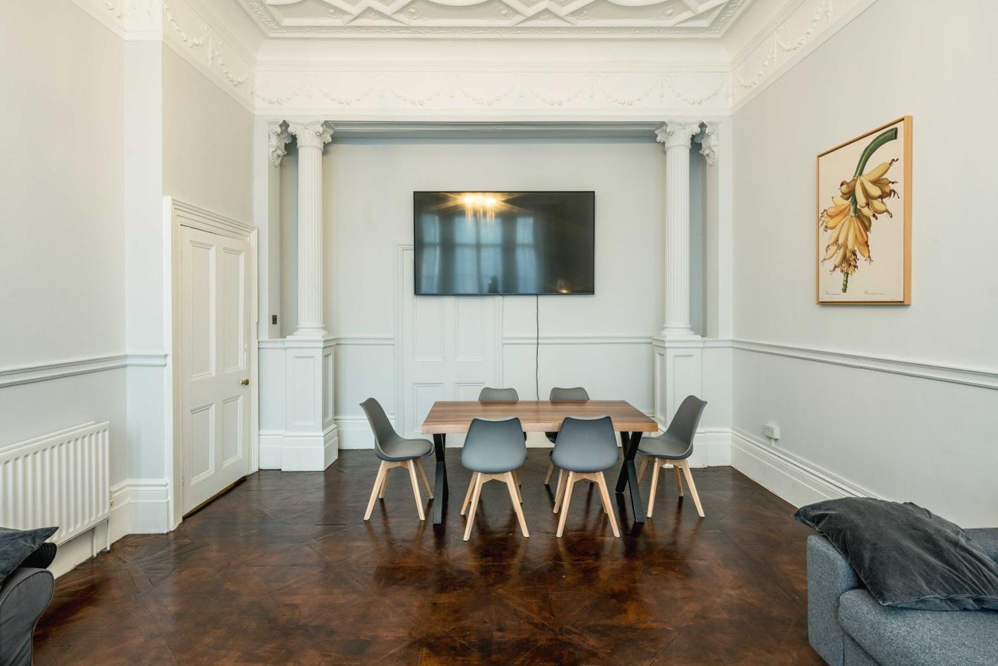 Southken Palace Suites Лондон Екстериор снимка